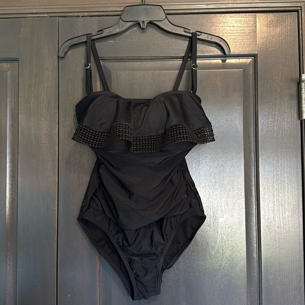 Kona Sol NWT Black One Piece with‎ ruffle Size Small